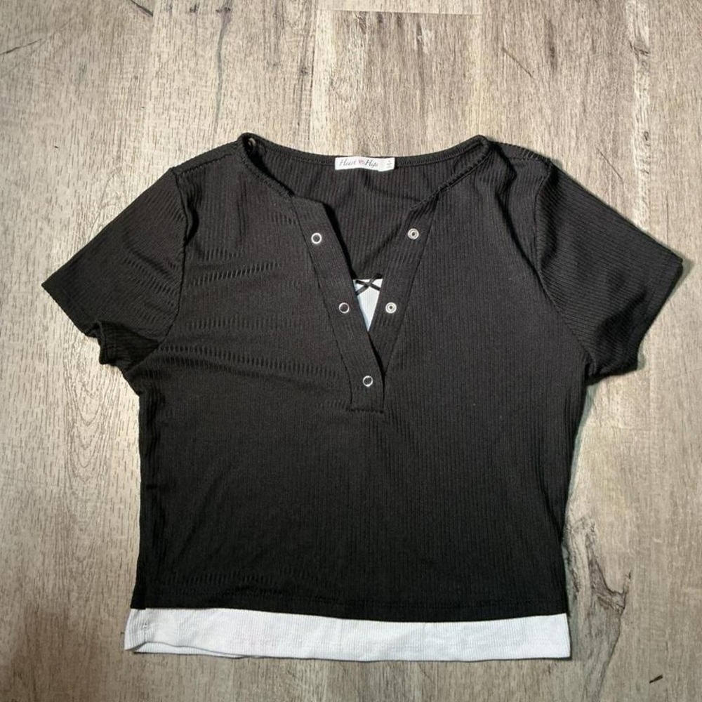 Black and white cropped top with button detai